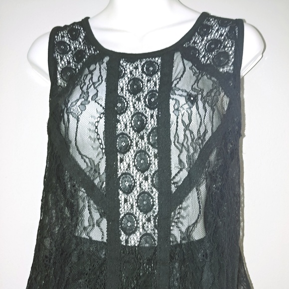 Black Textured Sheer Hi Low Sleeveless Shirt - Picture 1 of 3